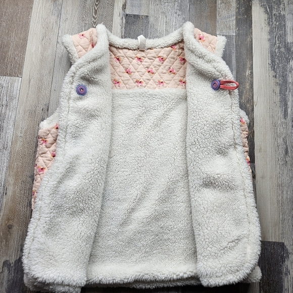 Matilda Jane Girl's 16 Vest Quilted Horse Pattern Shearling Reversable - Picture 6 of 10